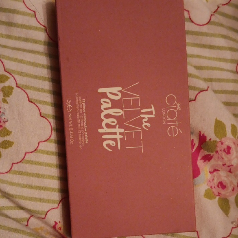The Velvet Palette - Soft Pink